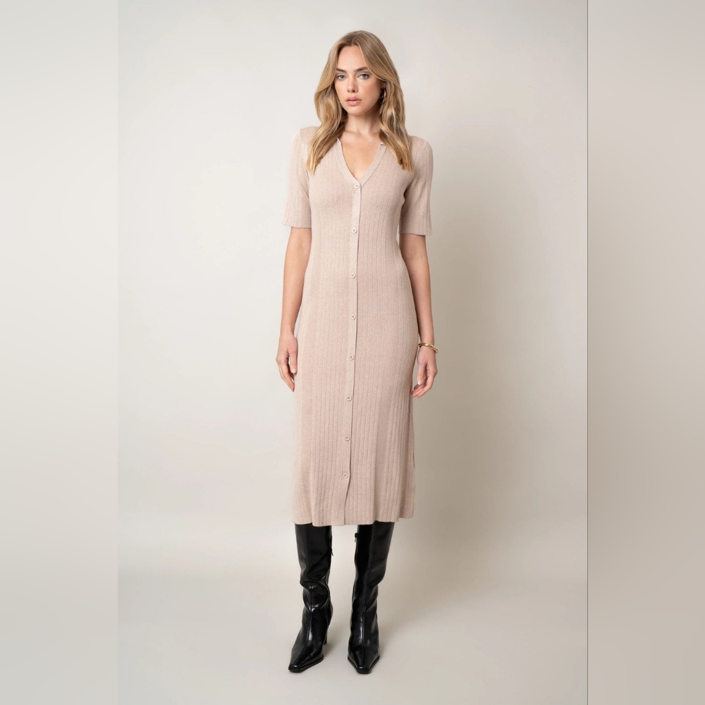 NWT - Devotion by Cyrus Button Front Rib Knit "Oatmeal Cookie" Polo Midi Dress-L